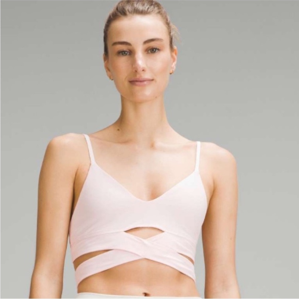 Lululemon Still Now Sports Bra - baby pink